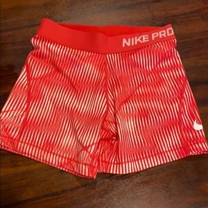 Nike pro size large l